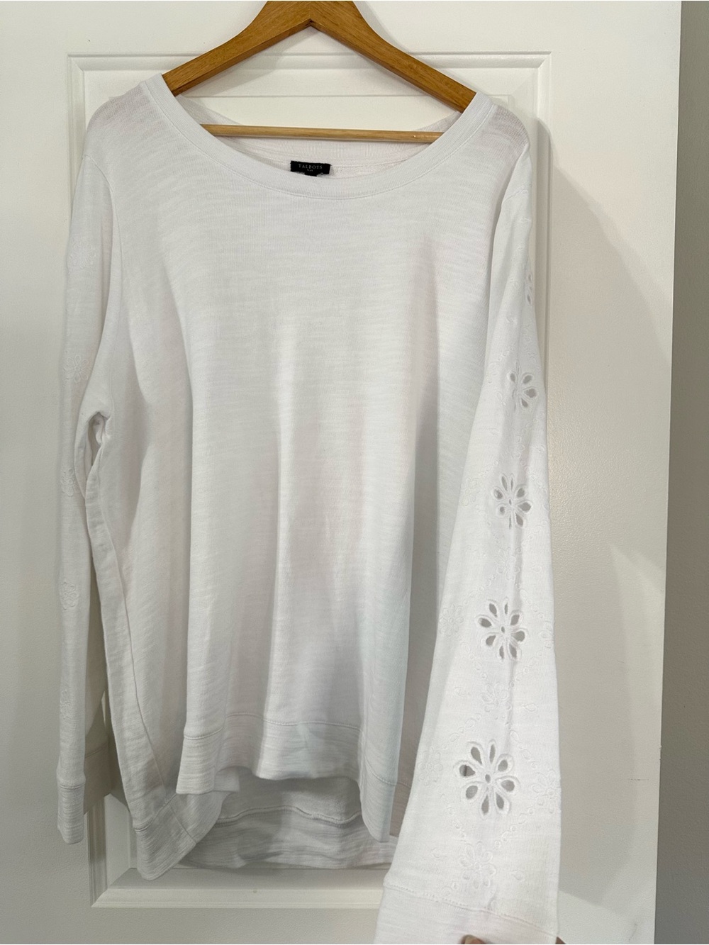 Talbots 100% Cotton Eyelet Long Sleeve Lightweight Sweatshirt, White, Size 2X